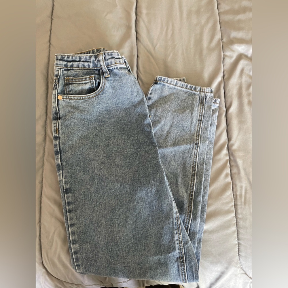 Pretty little thing jeans